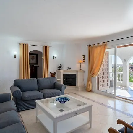 Isabel Private Pool Casasol Нерха