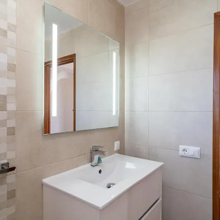 Isabel Private Pool Casasol
