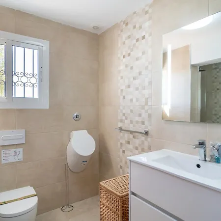 Isabel Private Pool Casasol