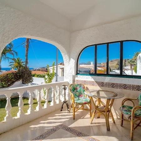 Isabel Private Pool Casasol